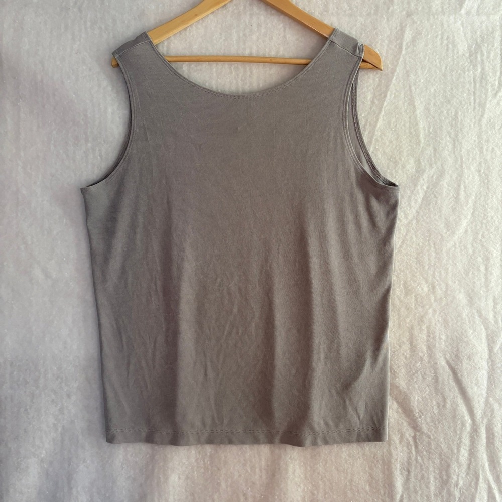 Travelers by Chico's Tank Top Women's Size 3‎ Gray Sleeveless Casual Comfort